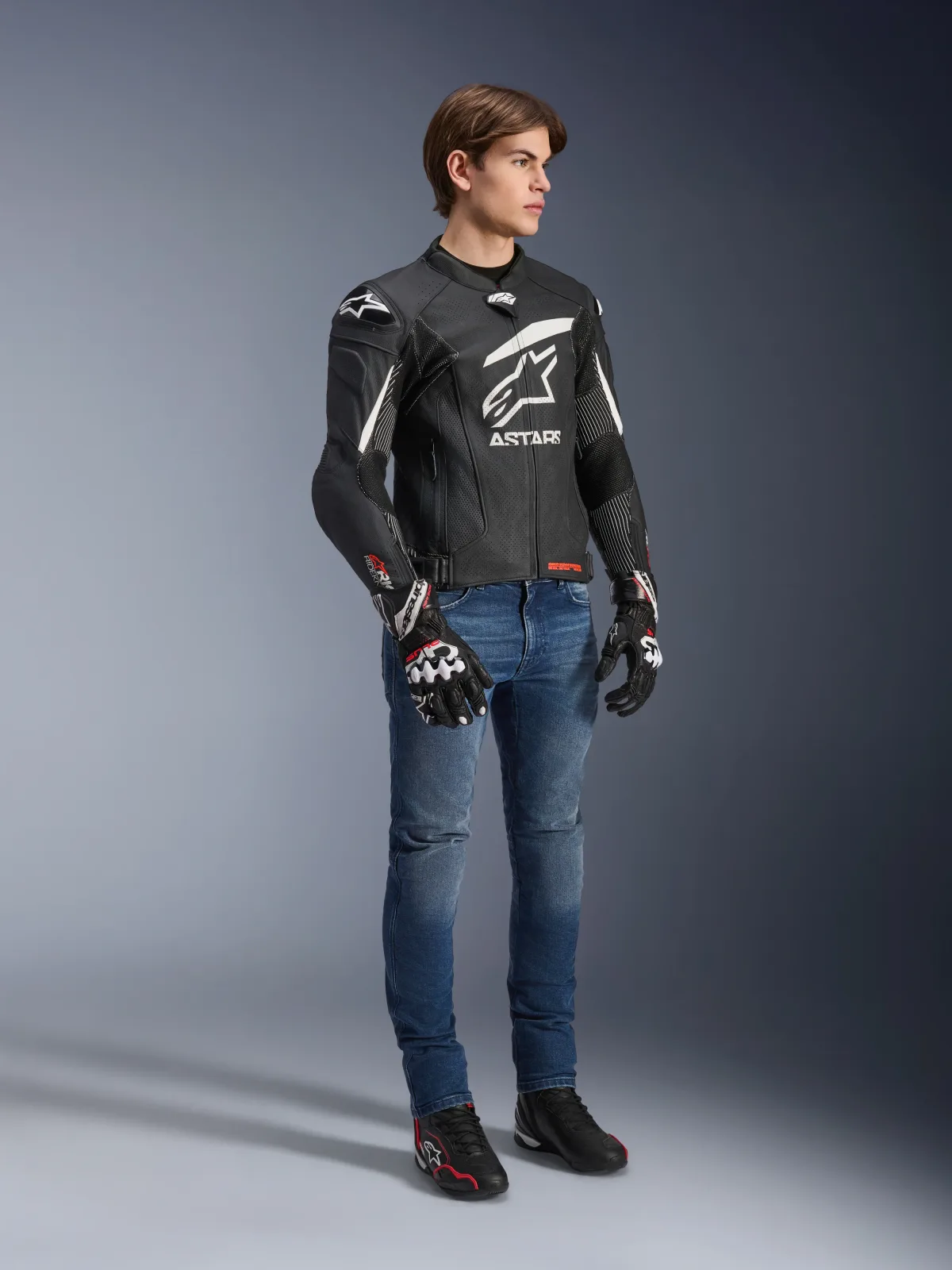 Кожено яке Alpinestars GP Plus R V4 Rideknit Black White