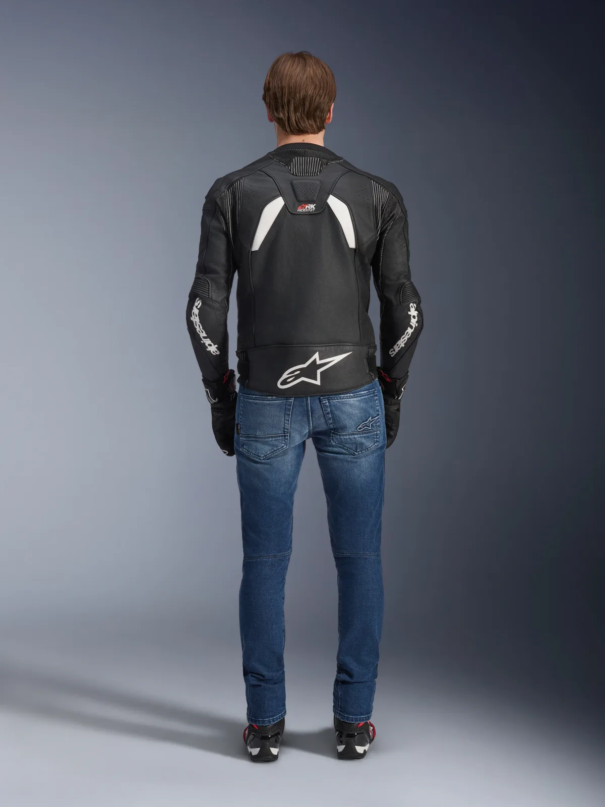 Кожено яке Alpinestars GP Plus R V4 Rideknit Black White