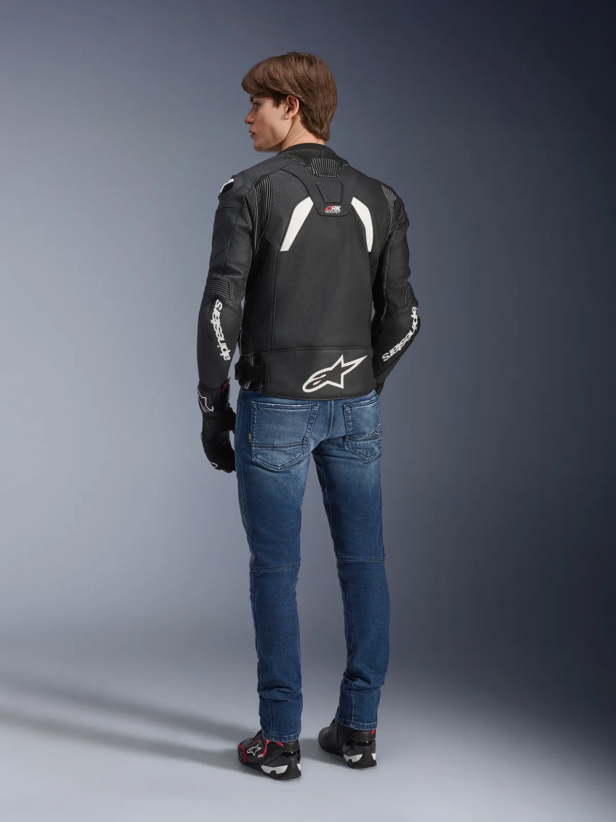 Кожено яке Alpinestars GP Plus R V4 Rideknit Black White