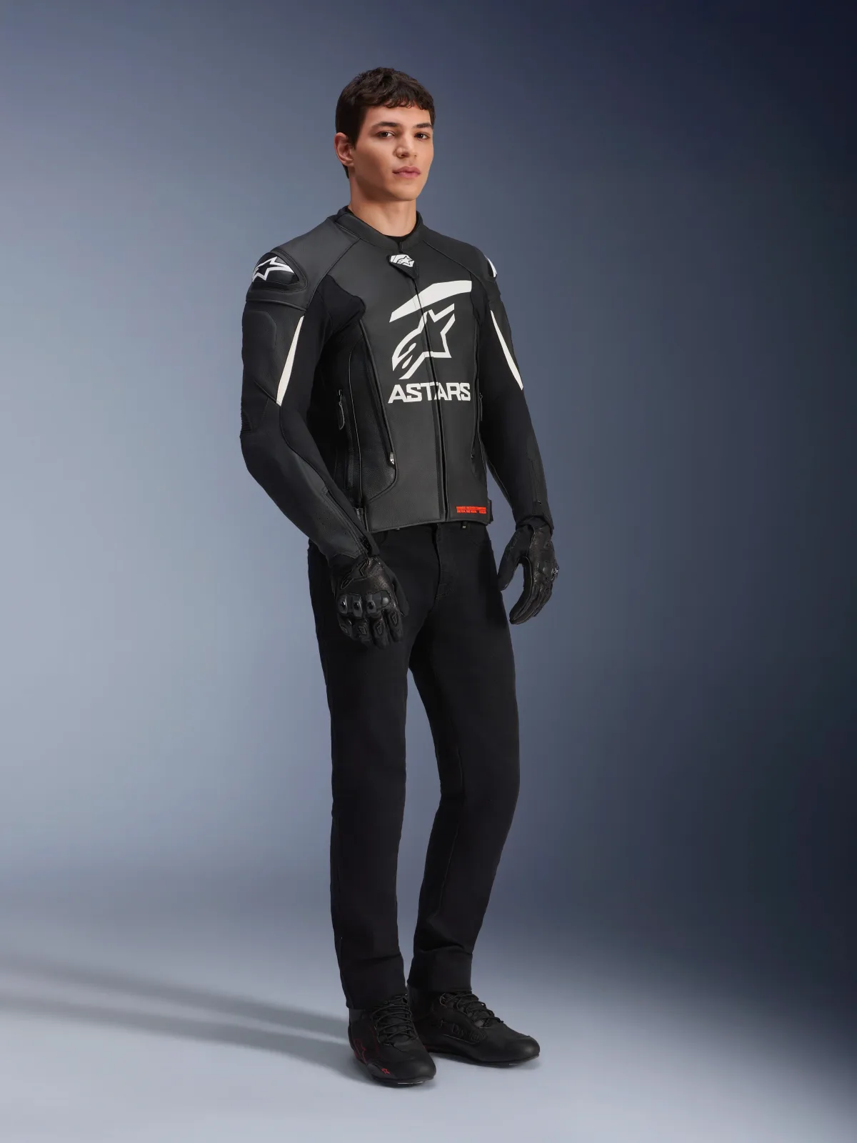 Кожено яке Alpinestars GP Plus V4 Black White