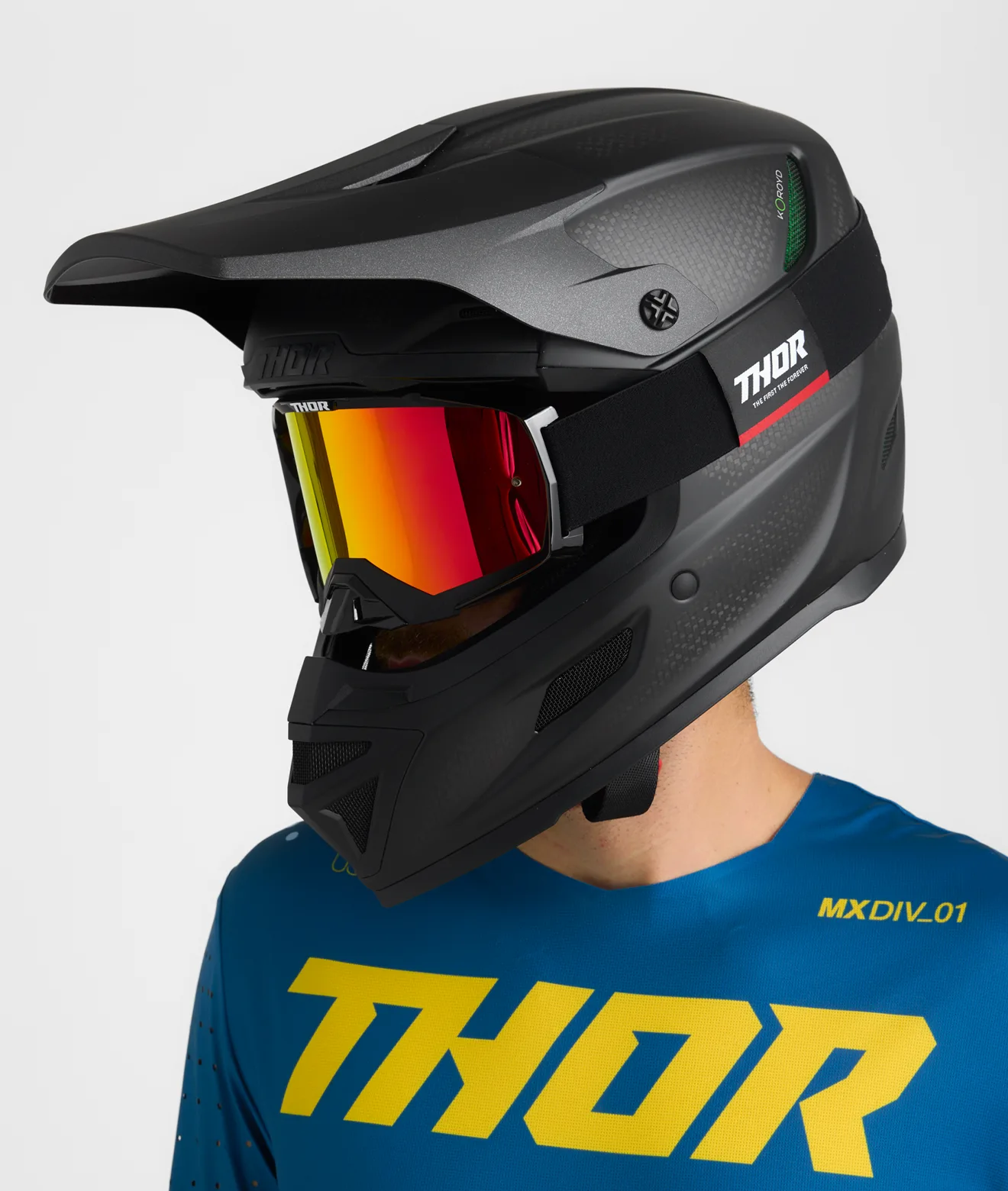 Мотокрос каска Thor Reflex Sport Carbon Stealth Black