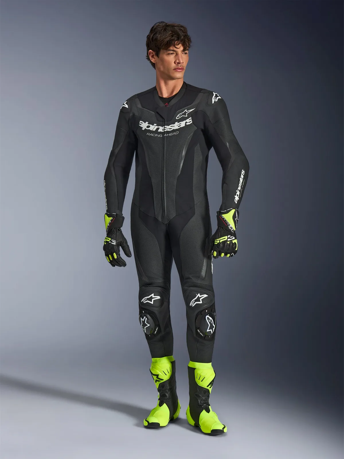 Цял кожен екип Alpinestars GP Force V2 Black