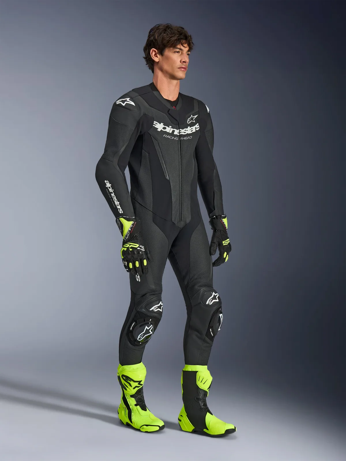Цял кожен екип Alpinestars GP Force V2 Black