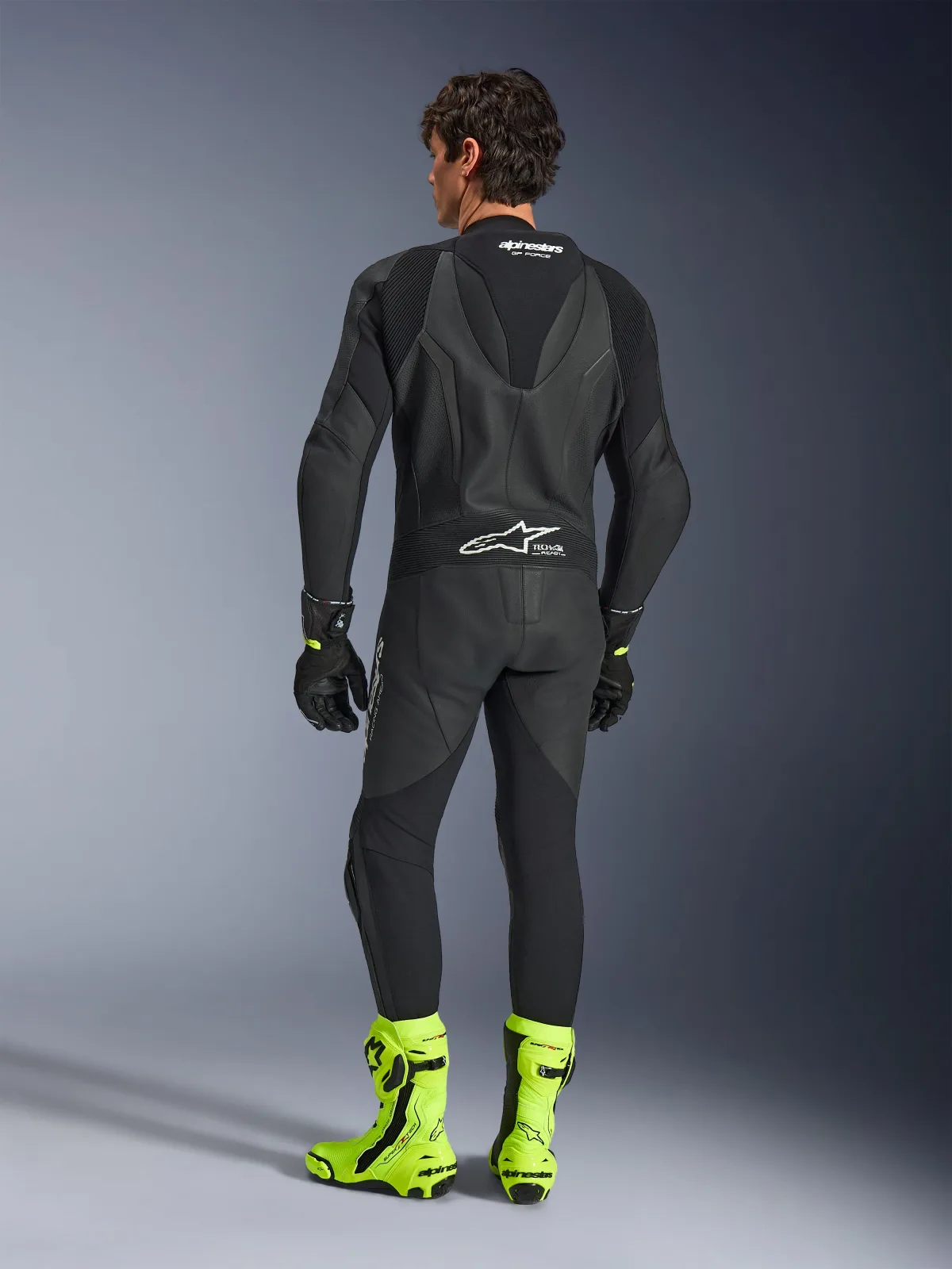 Цял кожен екип Alpinestars GP Force V2 Black