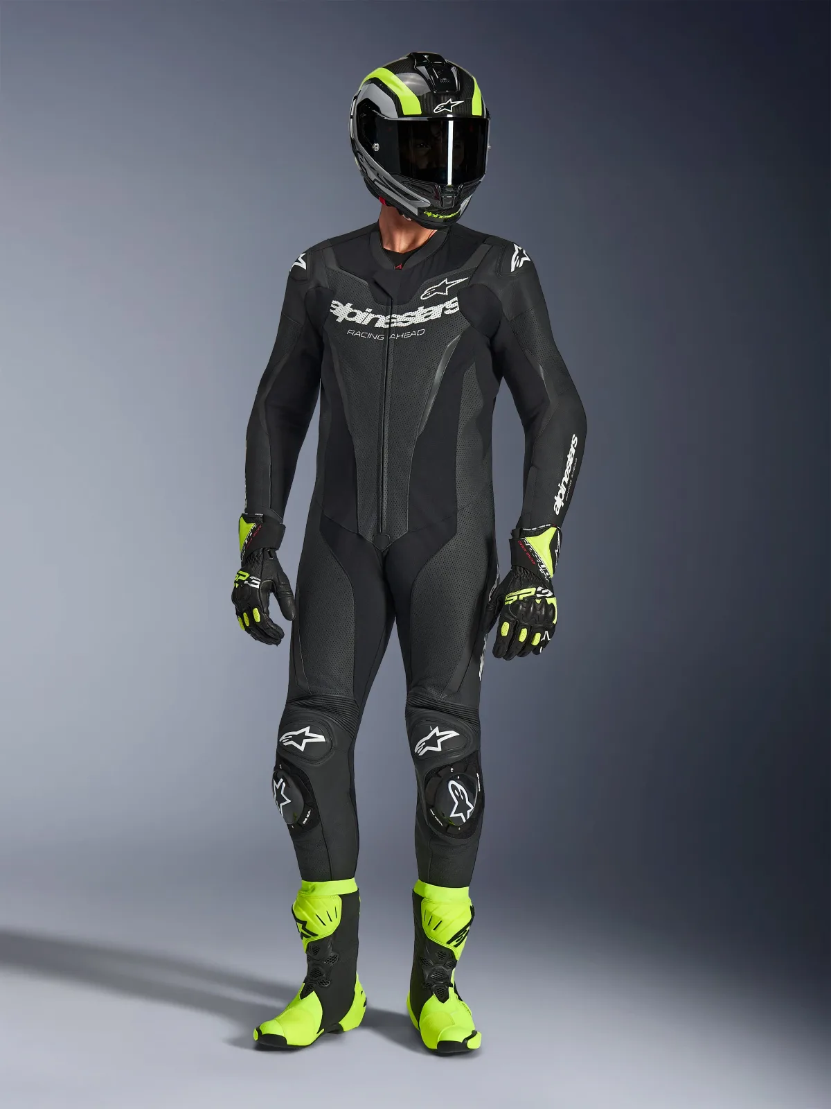 Цял кожен екип Alpinestars GP Force V2 Black