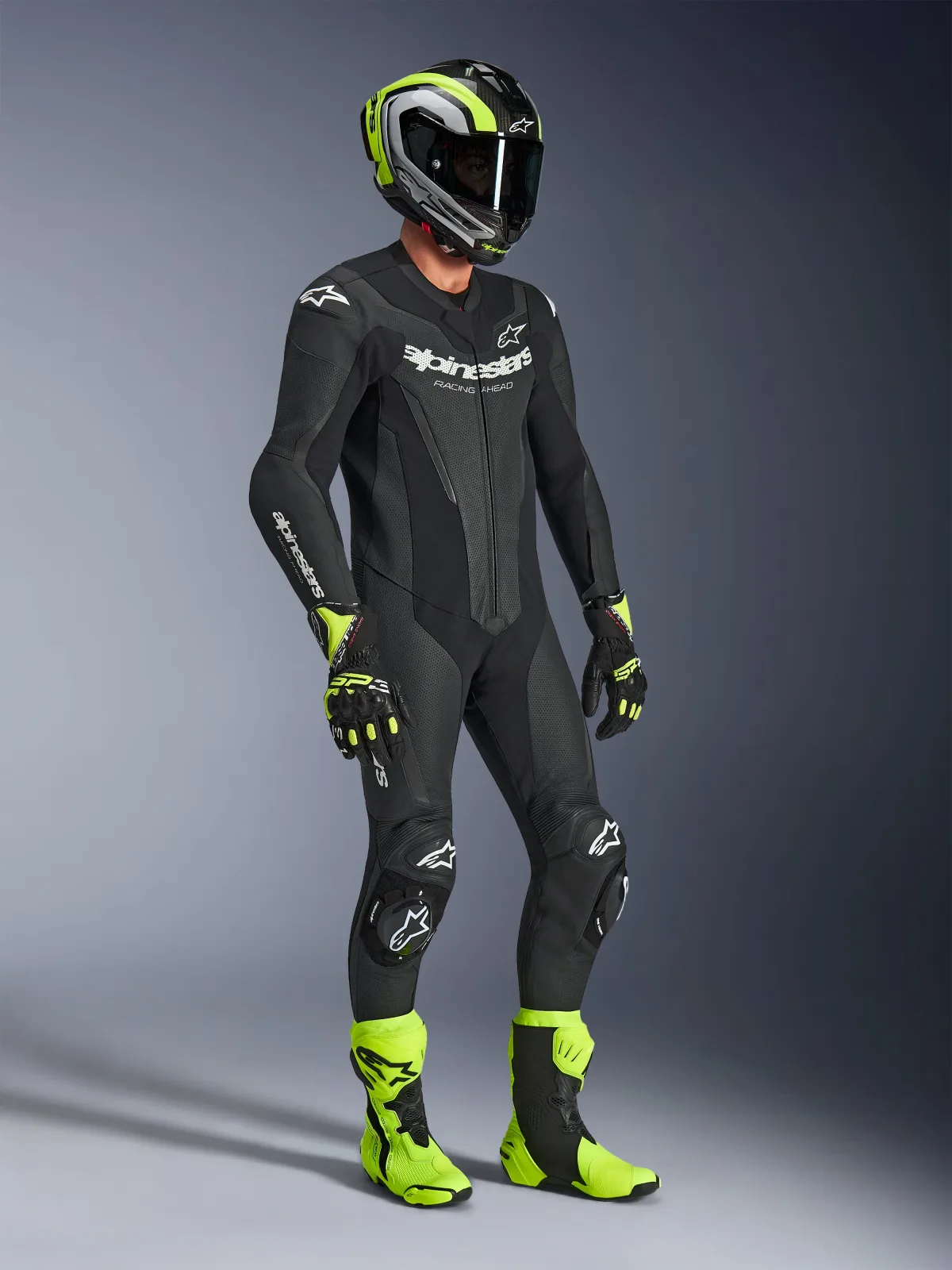 Цял кожен екип Alpinestars GP Force V2 Black