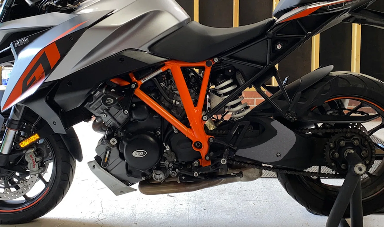Eazi-Grip Защитно фолио Scuff Guard за KTM 1290 Super Duke GT (2016+)