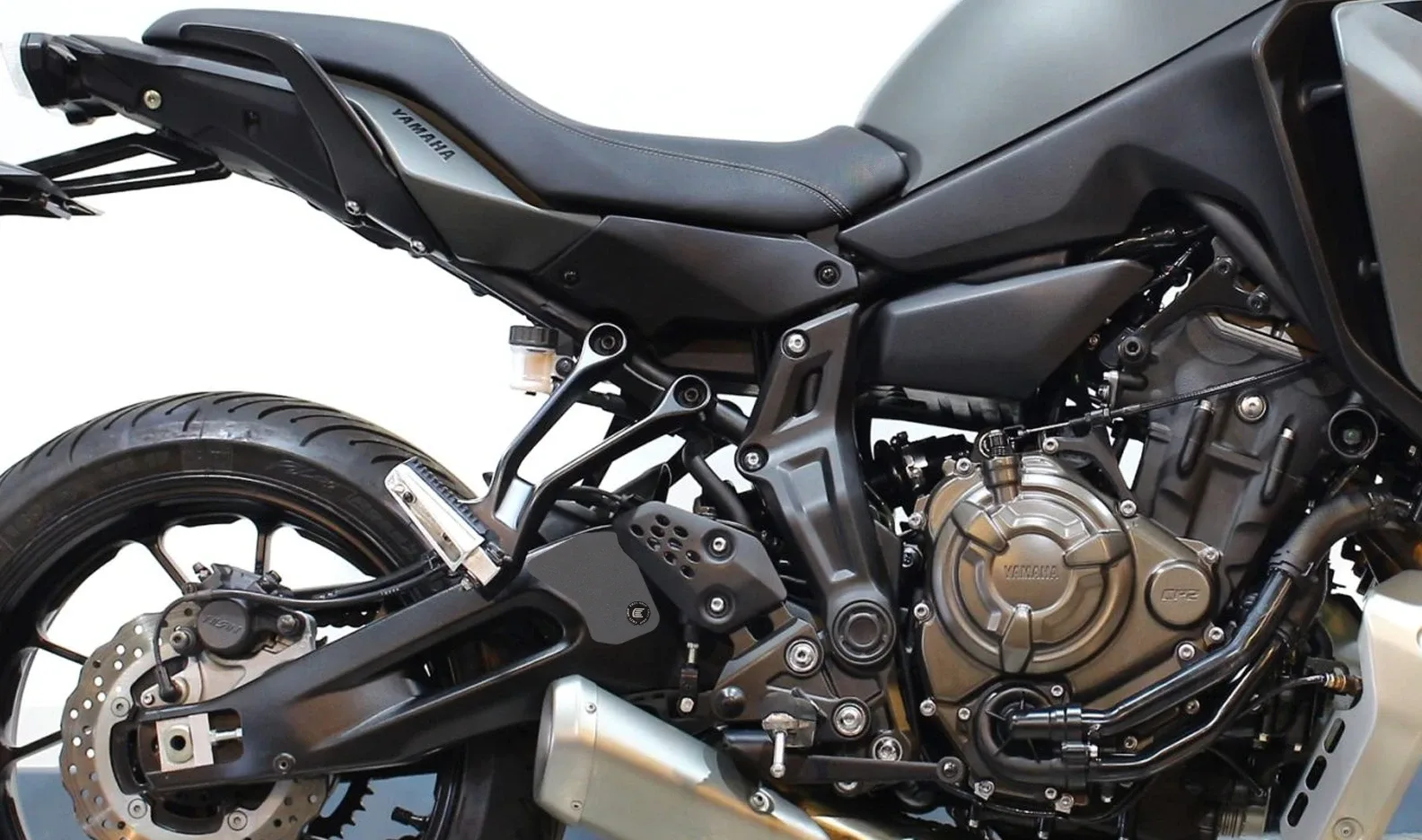 Eazi-Grip Защитно фолио Scuff Guard за Yamaha Tracer 700 (2016–2020), Tracer 7 (2021+), Tracer 7 GT (2025+)