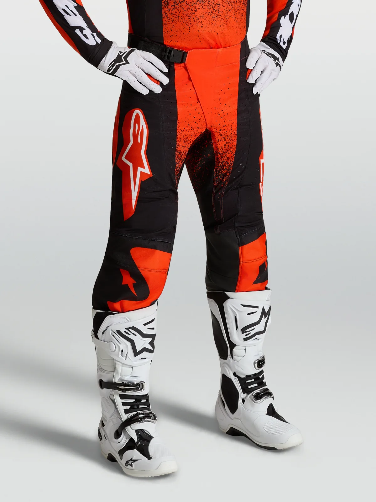 Мотокрос панталон Alpinestars Techstar Swan Cardinal Red Black White