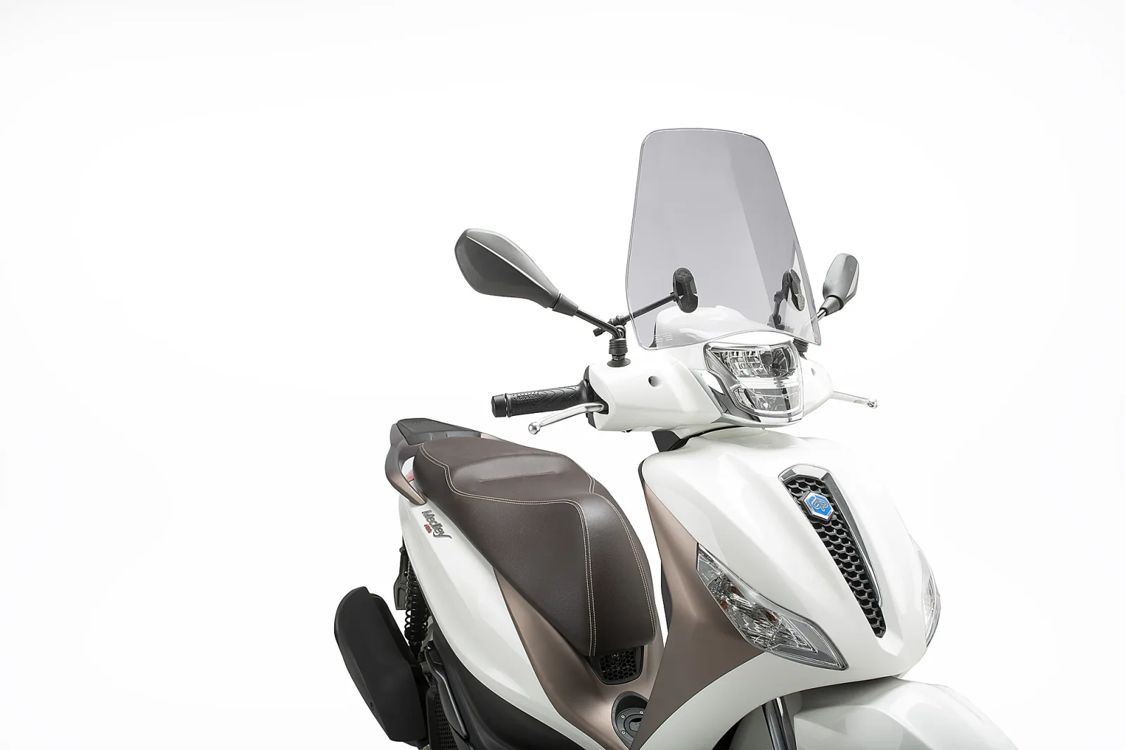 Puig Слюда Urban за Piaggio Medley 125 (2020–2026), Medley 150 (2021–2025), Medley S 125 (2020–2026) – Опушена