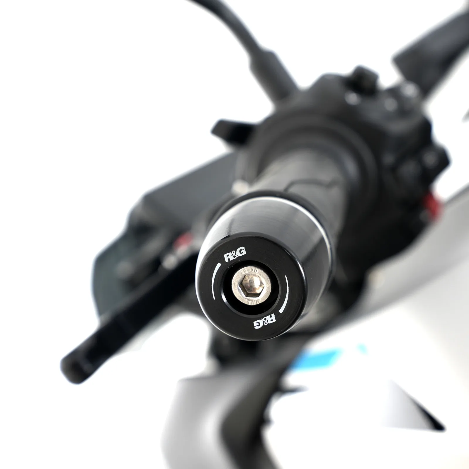 R&G Балансьори APEX за Yamaha YZF-R1 (2015+), YZF-R1M (2015+), Honda CMX 1100 Rebel (2021–2024) и др.