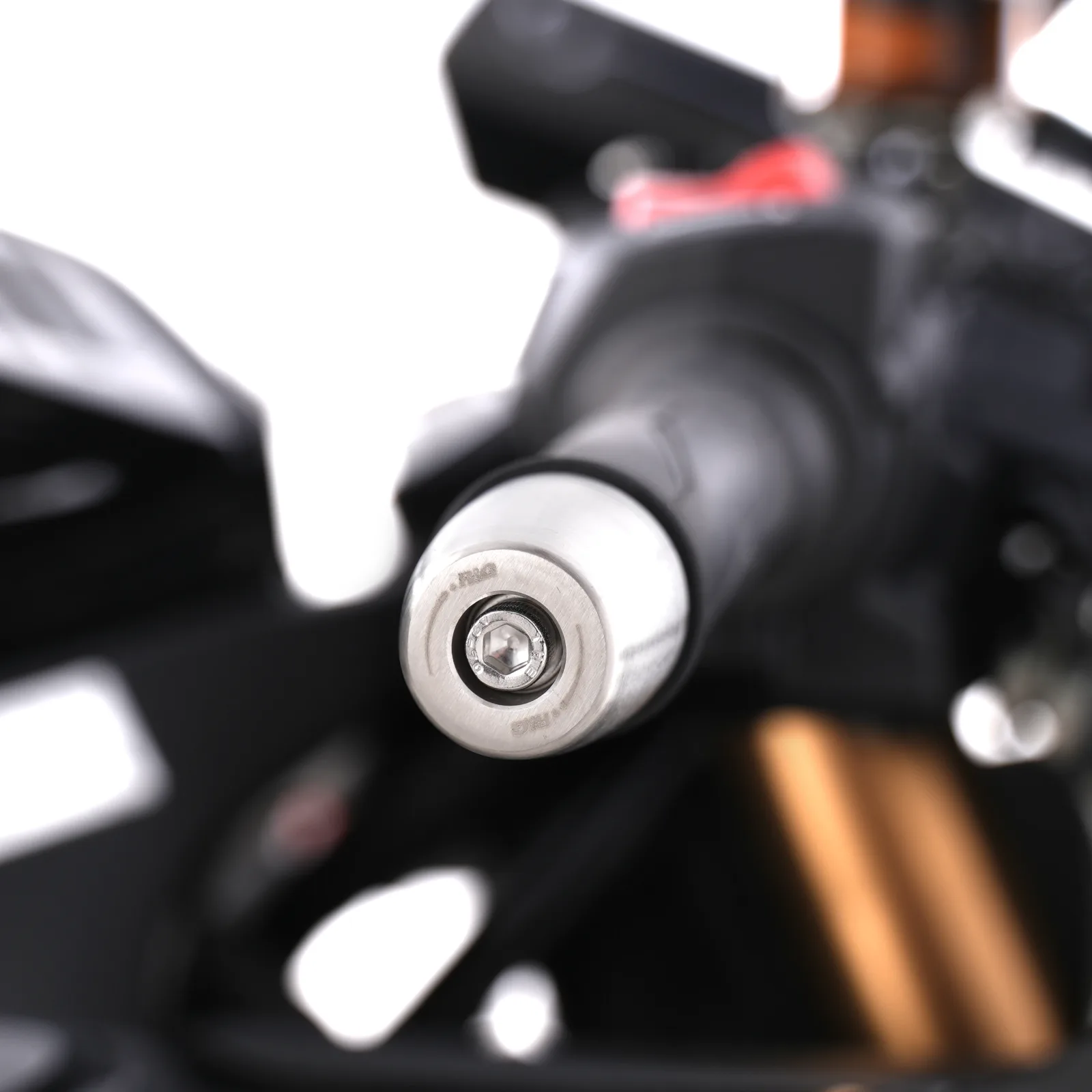 R&G Балансьори от неръждаема стомана APEX за Yamaha YZF-R1 (2015+), YZF-R1M (2015+), Honda CMX 1100 Rebel (2021–2024) и др.