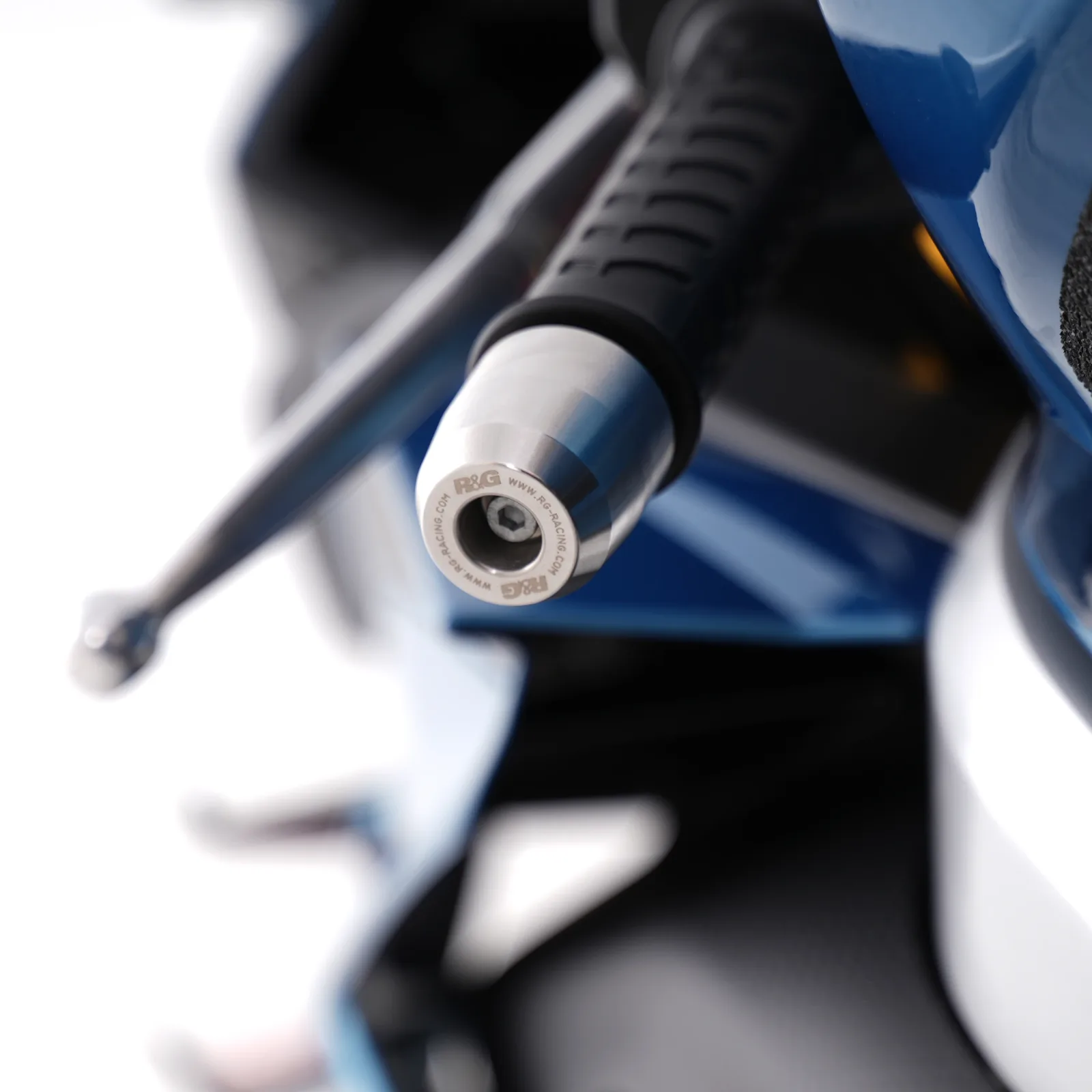 R&G Балансьори от неръждаема стомана за Aprilia RS 660 (2021+), RS 125 (2021+), Tuono 125 (2021+), RS 457 (2024+) и др.
