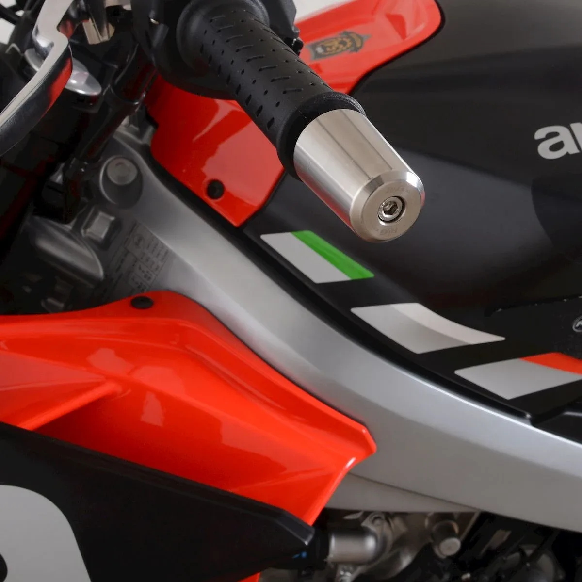 R&G Балансьори от неръждаема стомана за Aprilia Tuono 660 (2021+), Tuono 660 Factory (2025+)