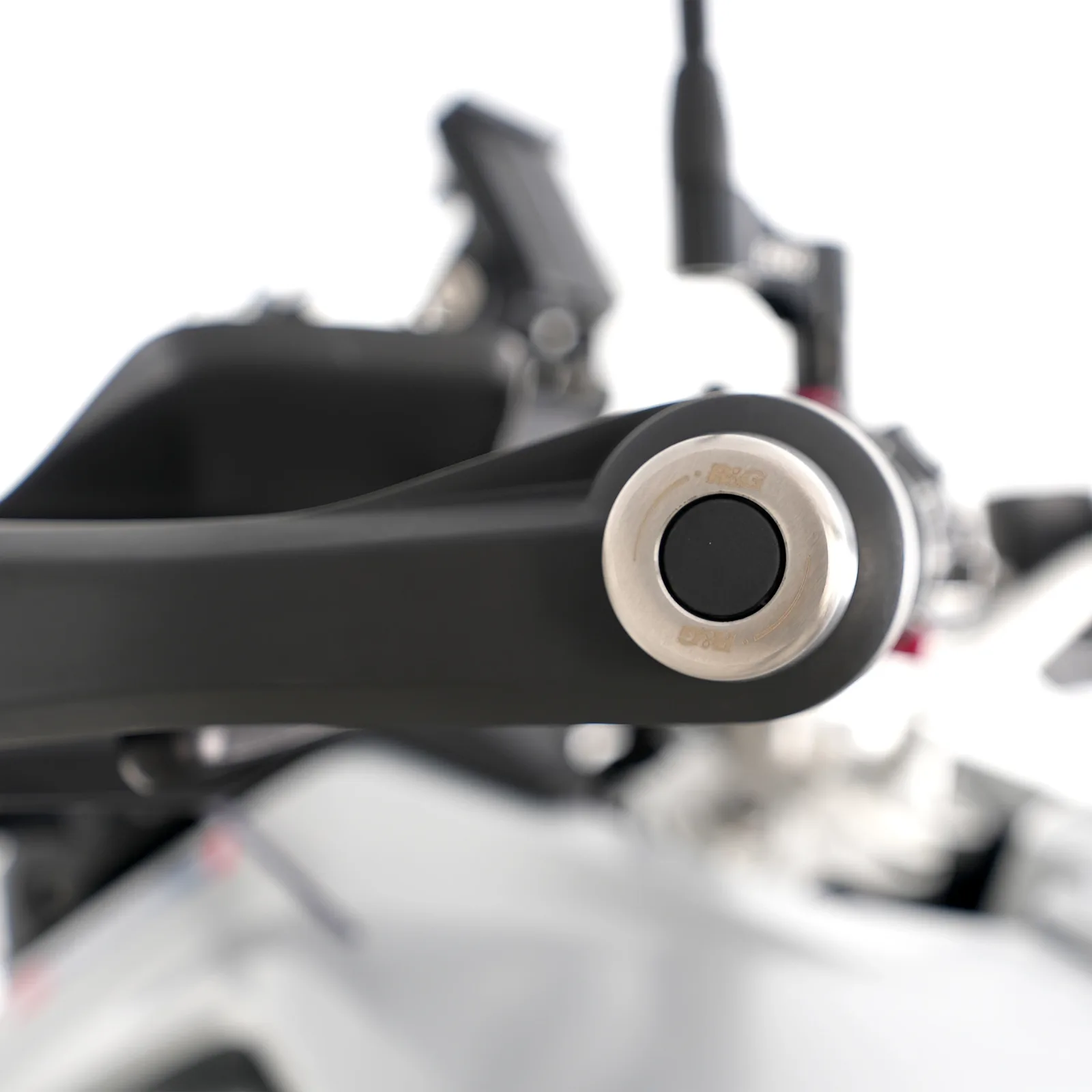 R&G Балансьори от неръждаема стомана за BMW F 850 GS Adventure (2019–2025), F 850 GS (2022–2025), F 900 GS Adventure (2024+)