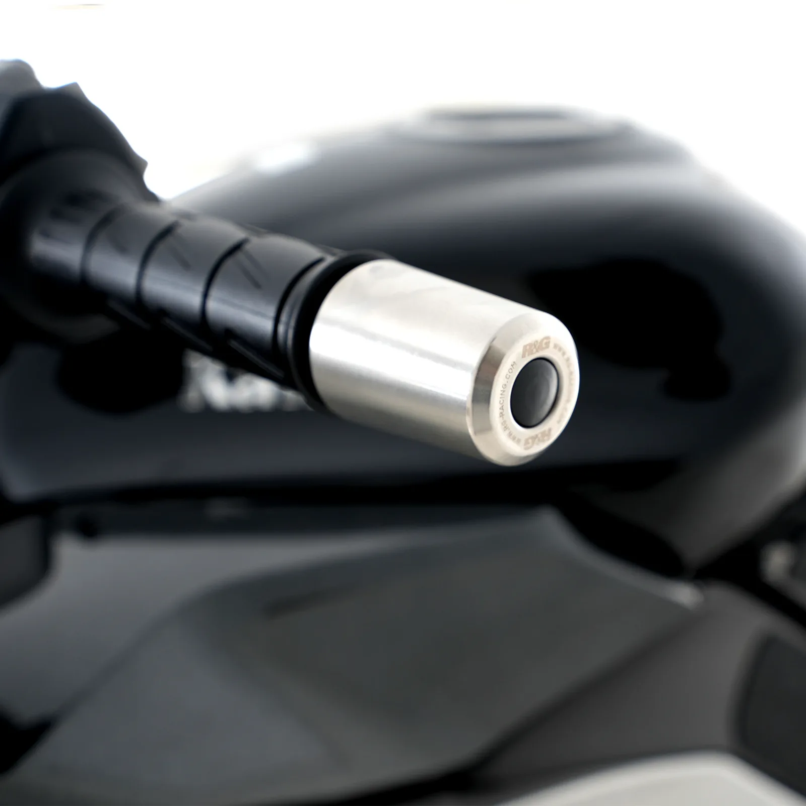 R&G Балансьори от неръждаема стомана за Kawasaki ZZR 1400 / ZX-14R (2006–2019), GTR 1400 (2007–2018), Z1000 (2010–2018) и др.