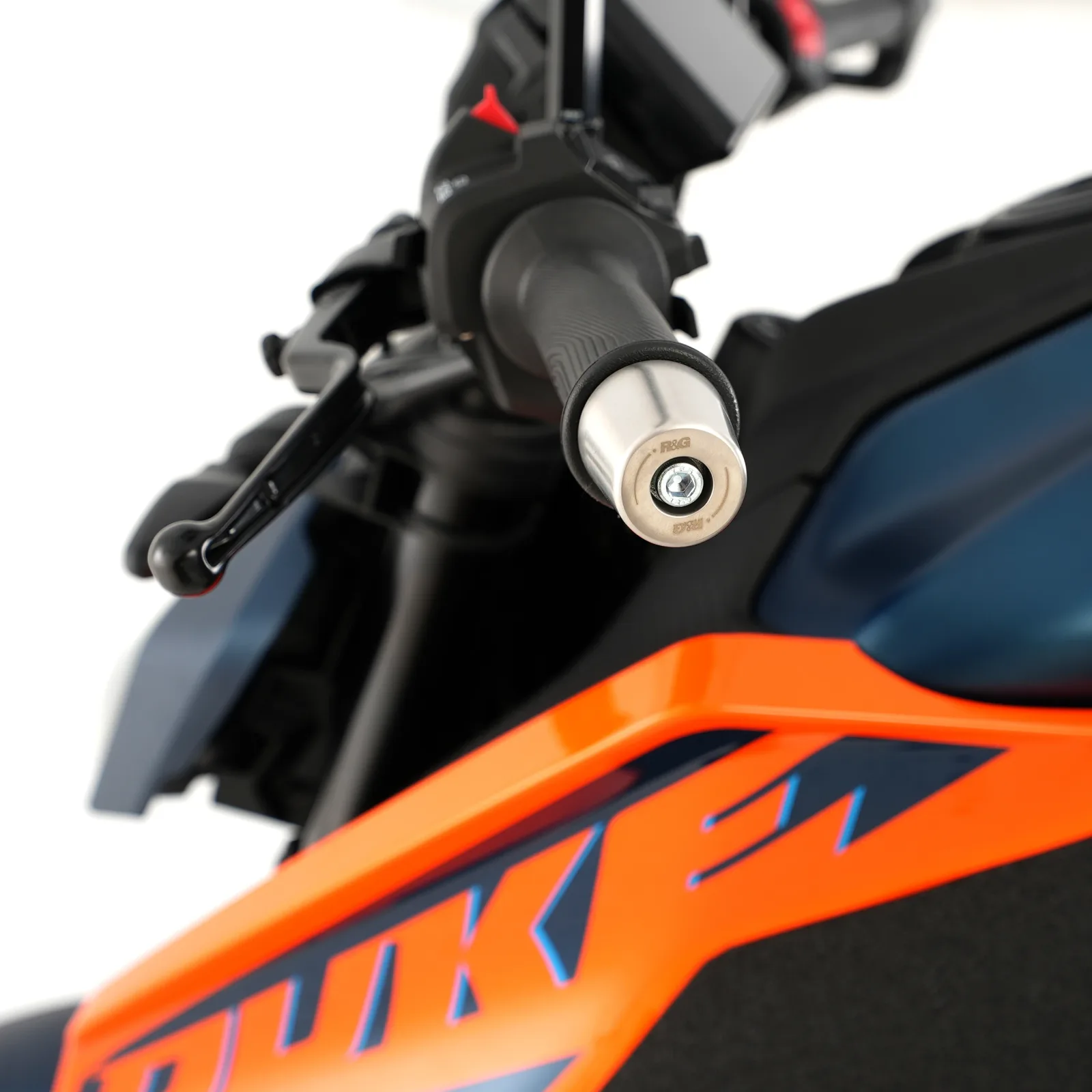 R&G Балансьори от неръждаема стомана за KTM RC 390 (2022–2024), RC 200 (2022), RC 125 (2022+), 125 Duke (2024+) и др.