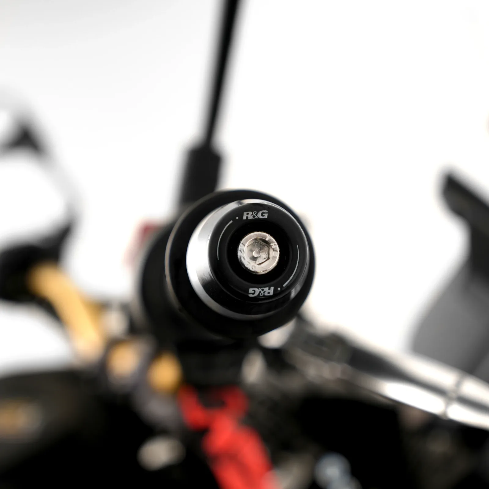 R&G Балансьори за Aprilia RSV4 RR (2015–2019), RSV4 RF (2015–2019) и др.