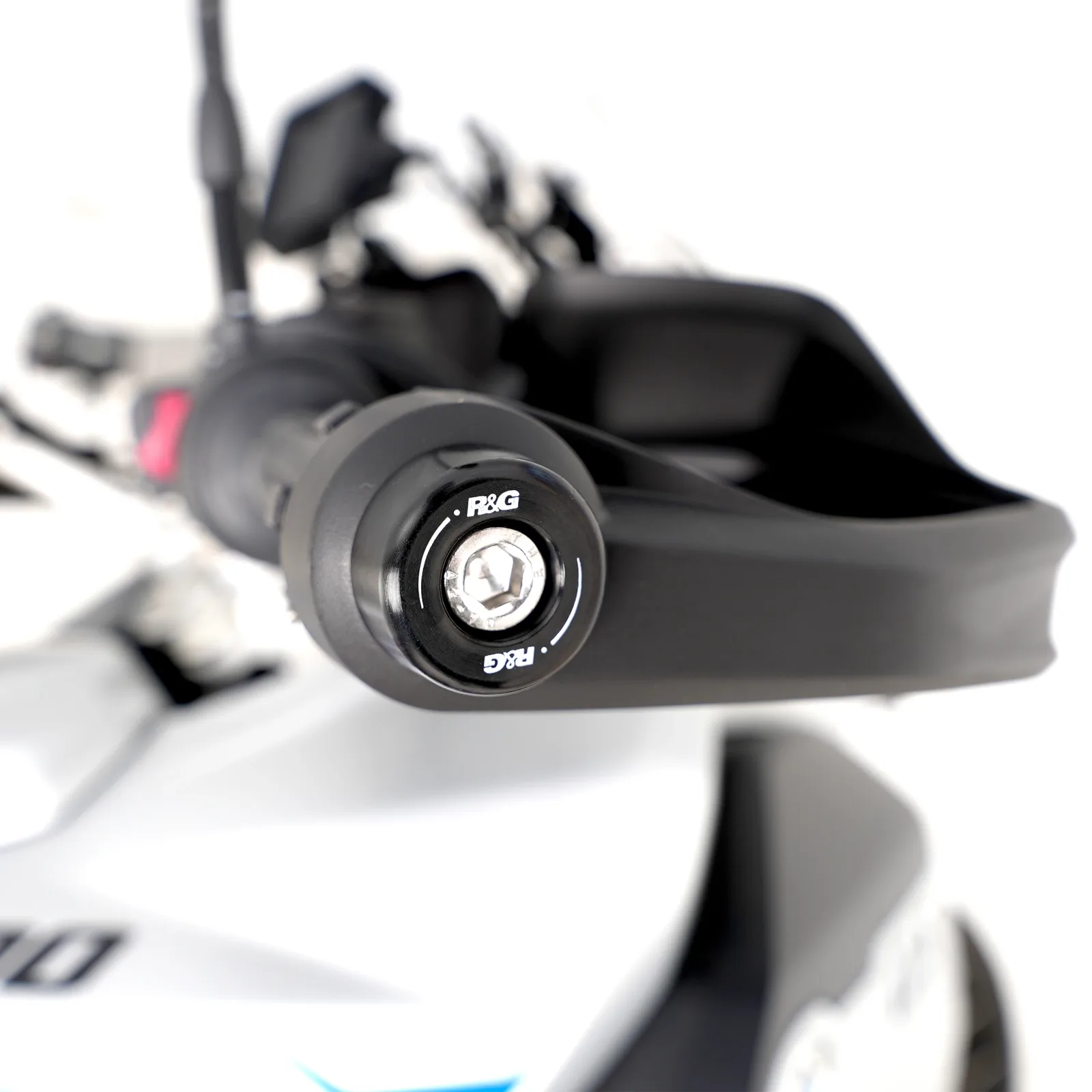 R&G Балансьори за BMW F 850 GS Adventure (2019–2025), F 850 GS (2022–2025), F 900 GS Adventure (2024+)