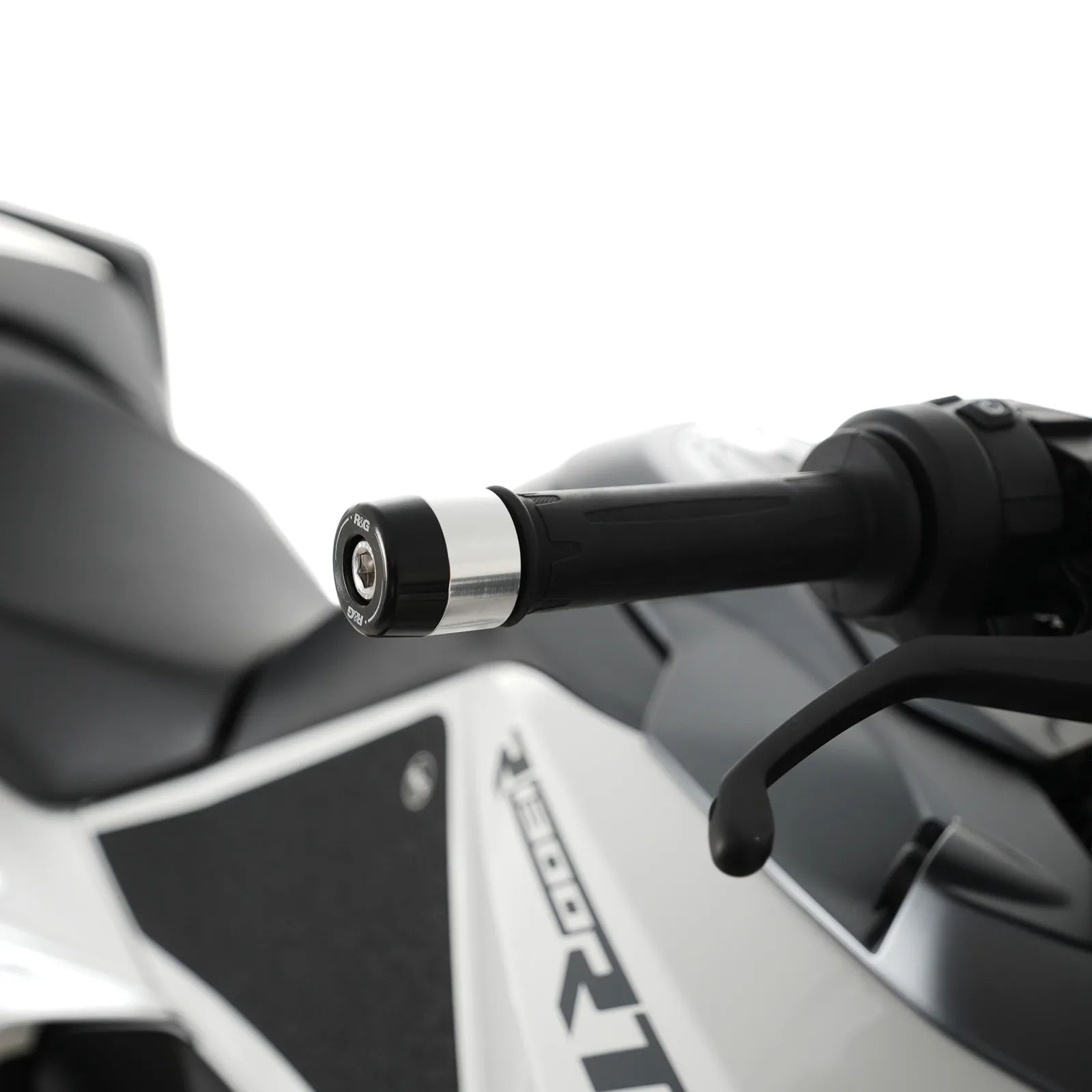 R&G Балансьори за BMW R 1200 R (2015–2018), F 750 GS (2018+), R 1250 R (2019–2021, 2023–2025) и др.