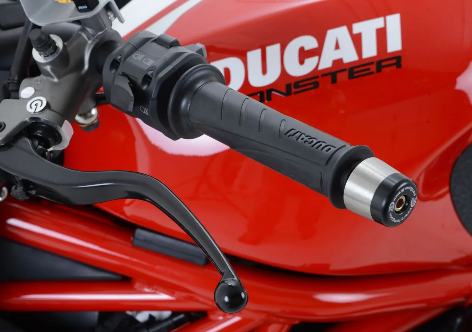 R&G Балансьори за Ducati Monster 1200 R (2016–2019), Monster 1200 S (2017–2020), SuperSport 939 (2017–2020) и др.