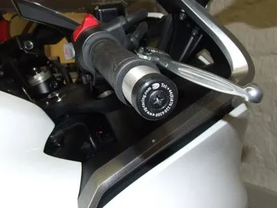 R&G Балансьори за Honda CBR 125R (2011–2017), VFR 1200F (2010–2016), CBF 125 (2009–2018), CB 1100 (2013–2018)