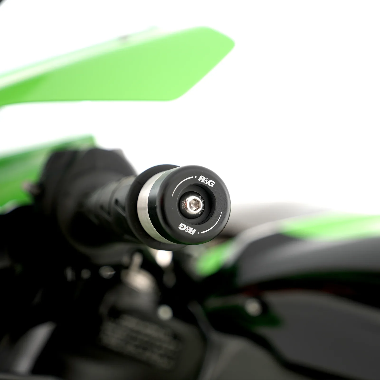 R&G Балансьори за Kawasaki ZX-10R (2006+), ZX-10RR (2021+)