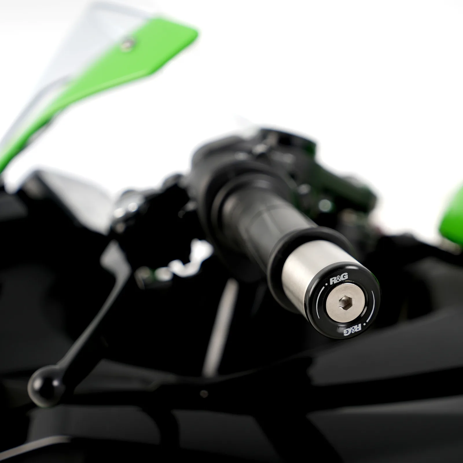 R&G Балансьори за KTM 690 Enduro (2008–2018), 690 SMC (2008–2010, 2012–2018), Kawasaki Z900 (2017+) и др.