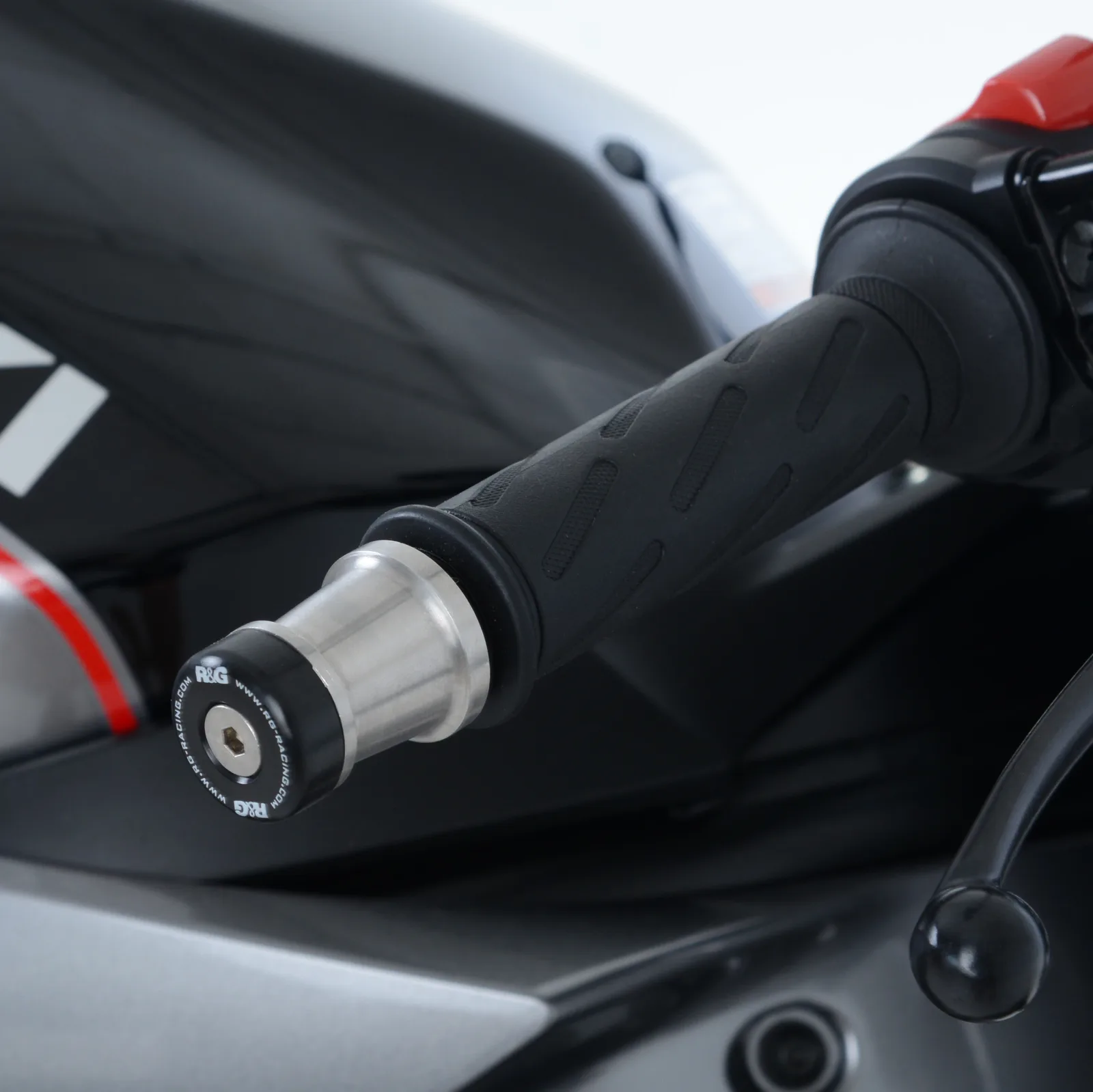 R&G Балансьори за Suzuki SFV 650 Gladius (2009–2016), GSX-R 600 (2001–2018), GSX-R 750 (2001–2024) и др. (BE0118BK)
