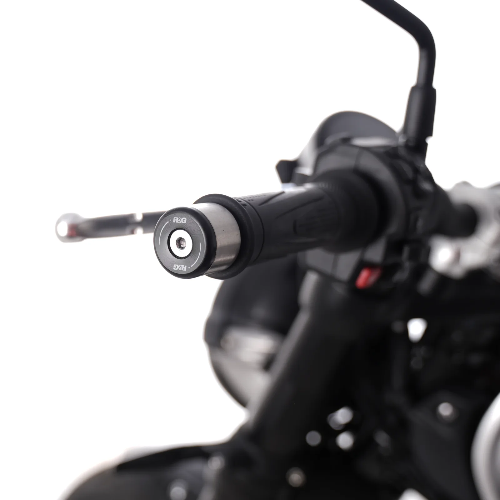 R&G Балансьори за Triumph Street Twin 900 (2016–2018), Speed Twin 1200 (2019+), Speed Twin 900 (2022+)
