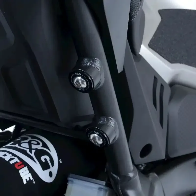 R&G Държач за ауспух (комплект) за Ducati Multistrada V4 (2021–2024), Multistrada V4 S (2021–2024)