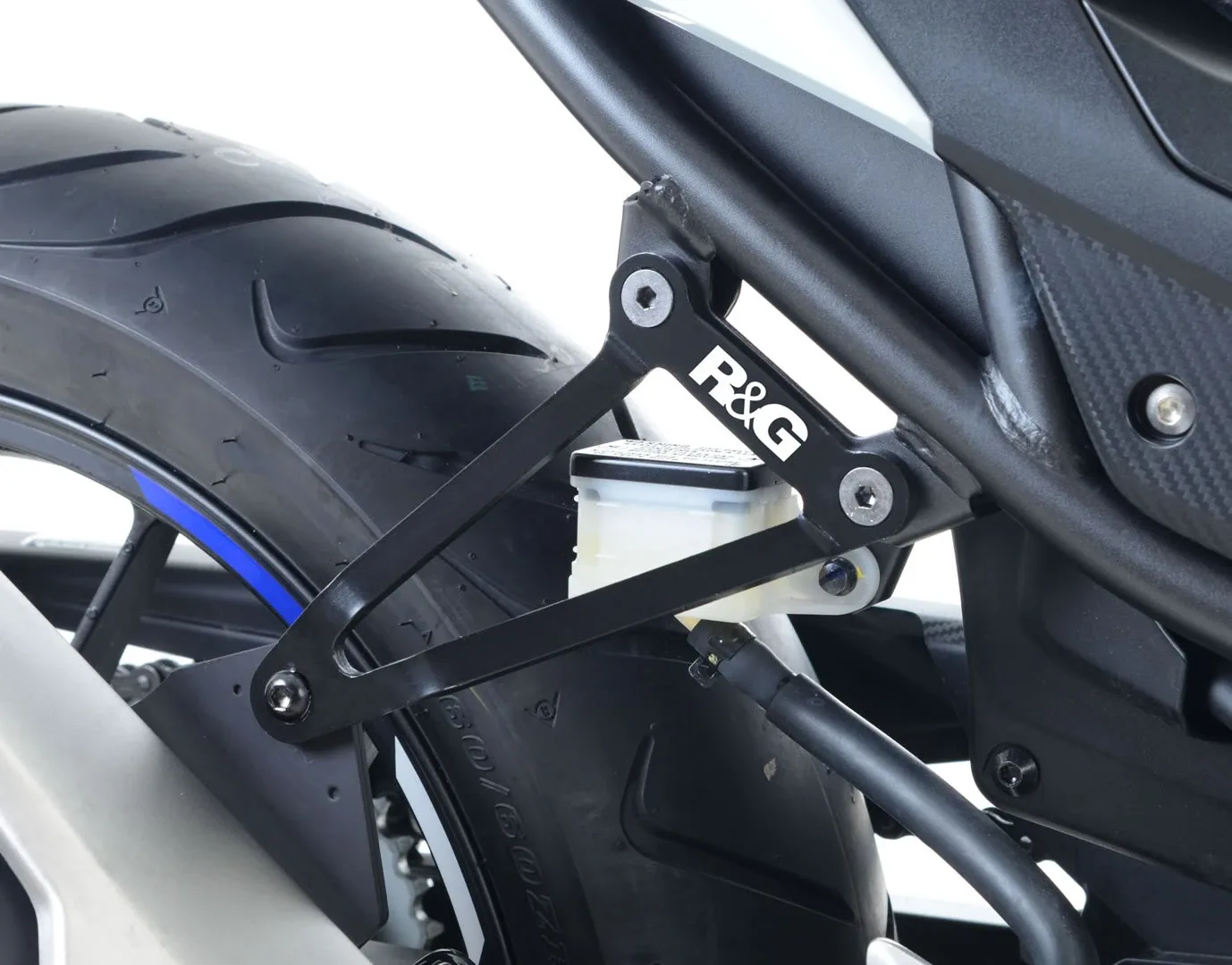 R&G Държач за ауспух (комплект) за Honda CB 500F (2016–2023), CBR 500R (2016+), CB 500 Hornet (2024+)