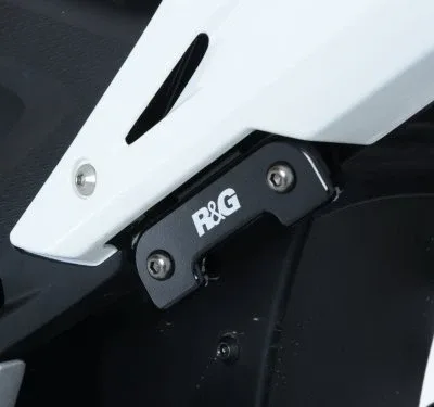 R&G Държач за ауспух (комплект) за Honda CBR 500R (2013–2015), CB 500F (2013–2015), CB 500X (2013–2016)