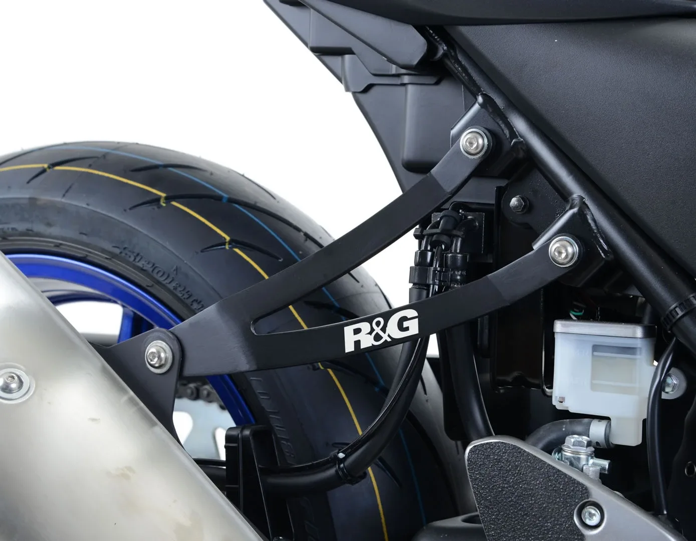 R&G Държач за ауспух (комплект) за Suzuki SV 650 (2016–2018), SV 650X (2018–2019)
