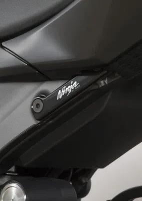 R&G Държач за ауспух за Kawasaki ZX-6R (2009+) (EH0043BKA)