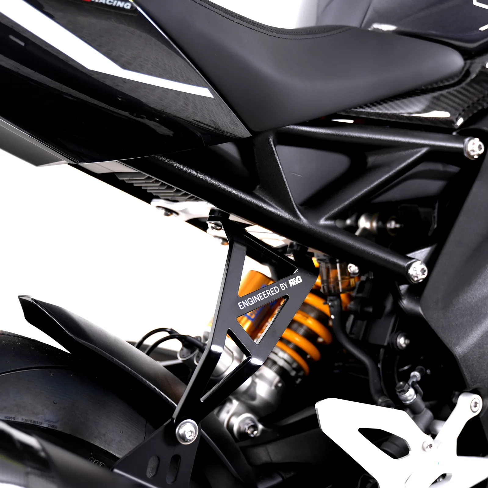 R&G Държач за ауспух за Triumph Speed Triple 1200 RS (2021+), Speed Triple 1200 RR (2022+) и др. (RG-P13958)
