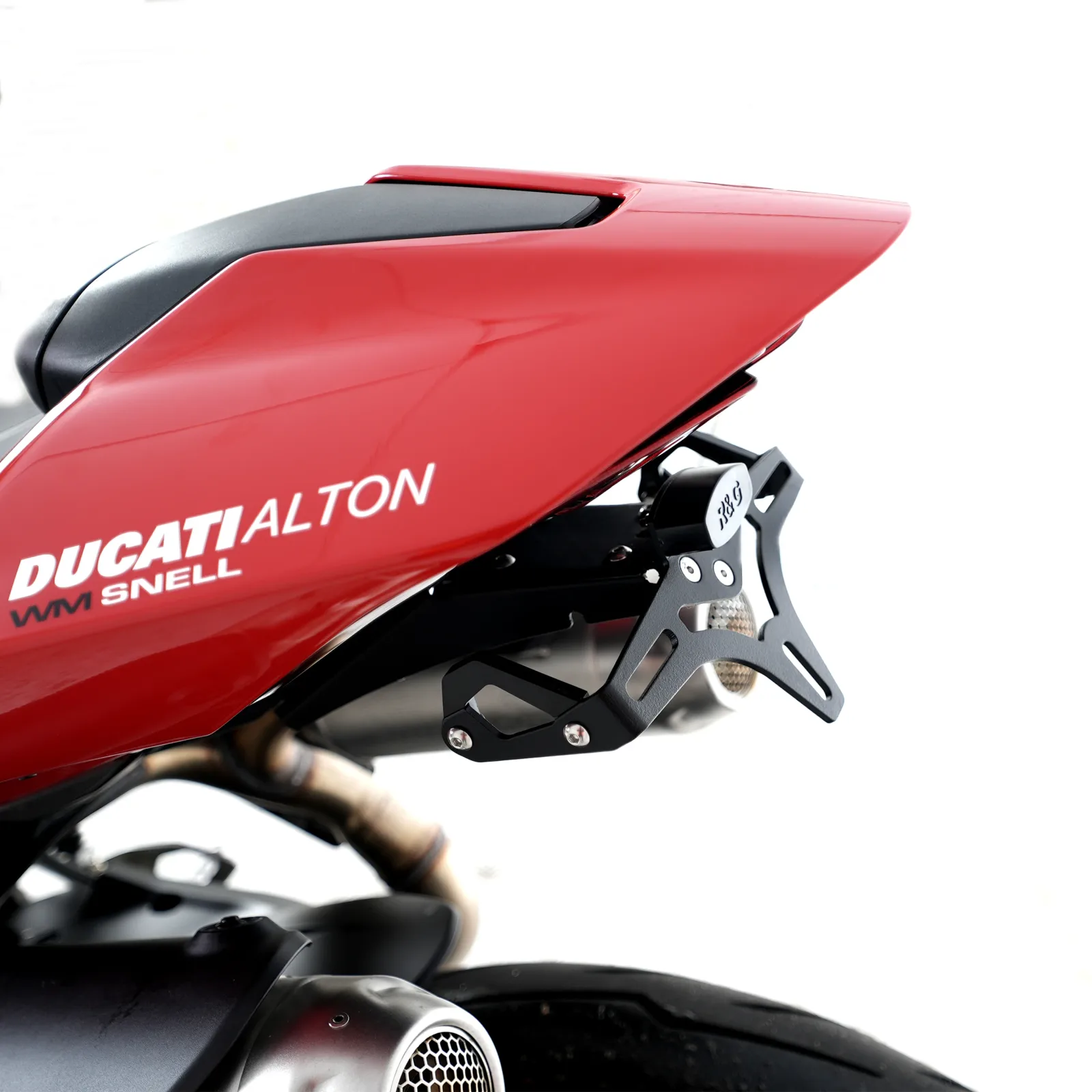 R&G Държач за номер за Ducati Panigale V4 (2025+), Streetfighter V4 (2025+), Streetfighter V4 S (2025+) и др. (LP0388BK)