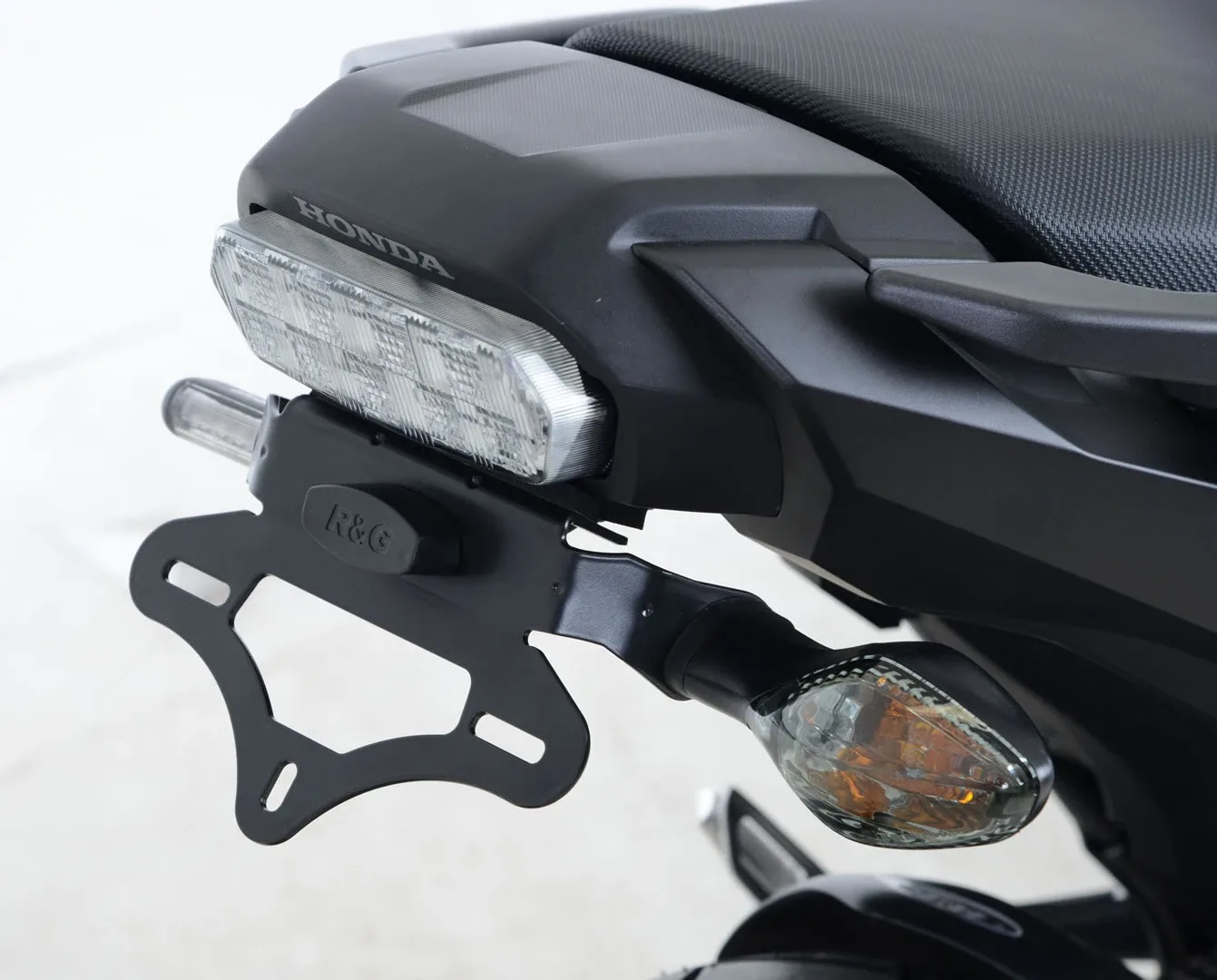 R&G Държач за номер за Honda NC 750 Integra, NC 750S (2016–2024), NC 750X (2016–2020)
