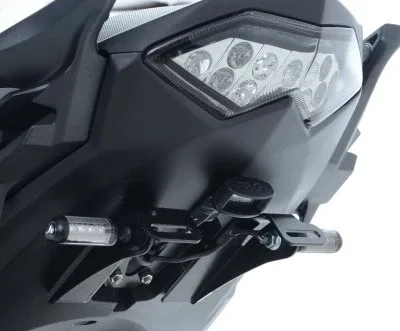 R&G Държач за номер за Kawasaki Versys 650 (2015–2021)