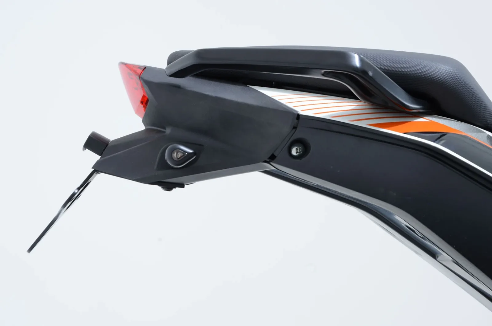 R&G Държач за номер за KTM 125 Duke (2011–2016), 200 Duke (2012–2016), 390 Duke (2013–2014)