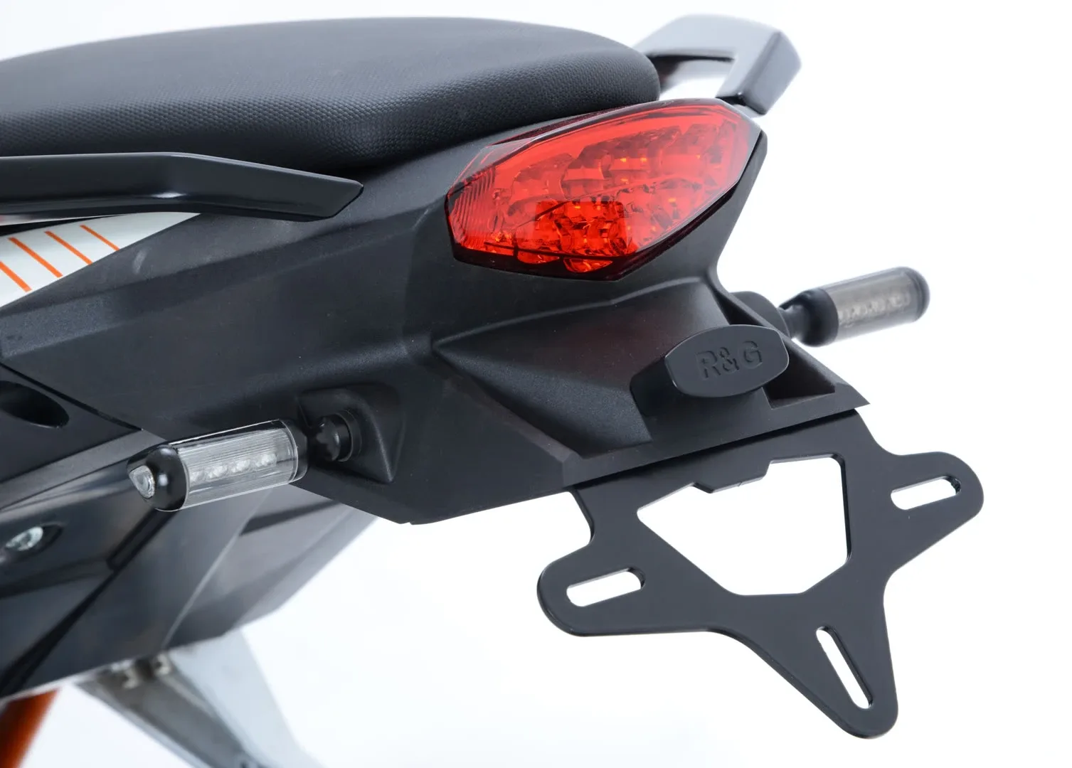 R&G Държач за номер за KTM 125 Duke (2011–2016), 200 Duke (2012–2016), 390 Duke (2013–2014)