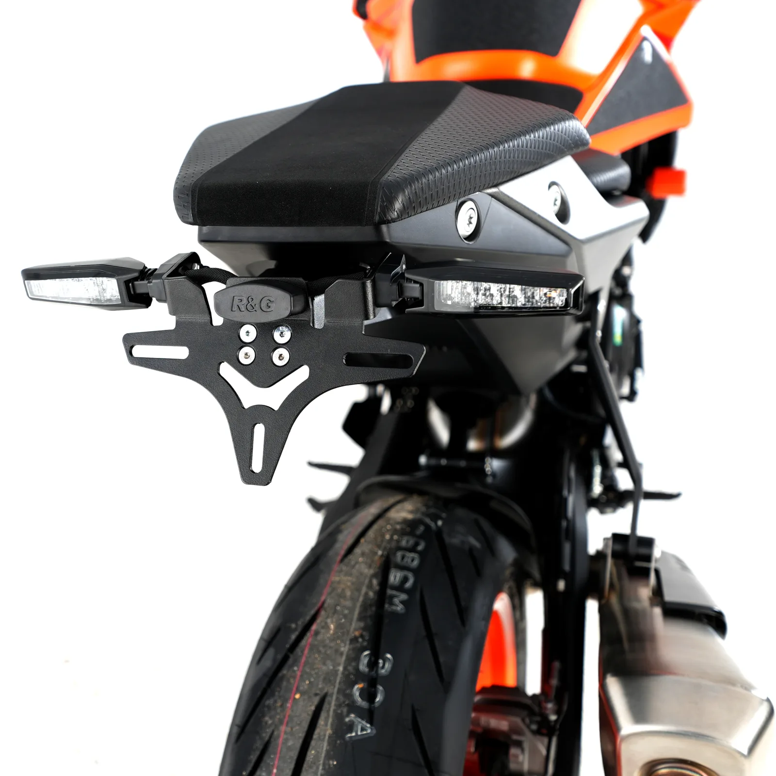 R&G Държач за номер за KTM 1390 Super Duke R Evo (2024+), 1390 Super Duke R (2024+), 990 Duke (2024)