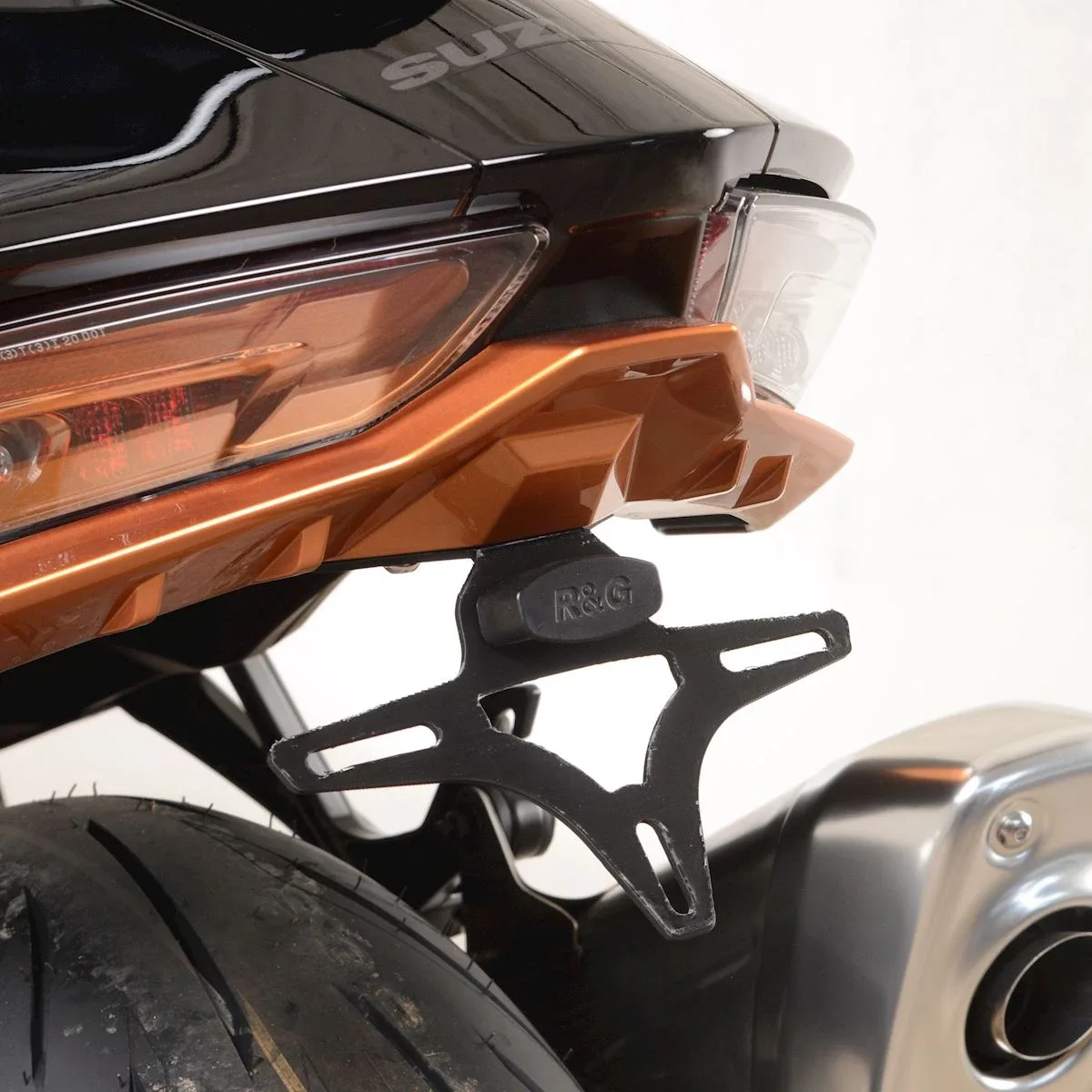 R&G Държач за номер за Suzuki GSX 1300R Hayabusa (2021+)