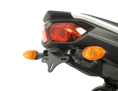 R&G Държач за номер за Yamaha FZ1, FZ8 (2010–2016)