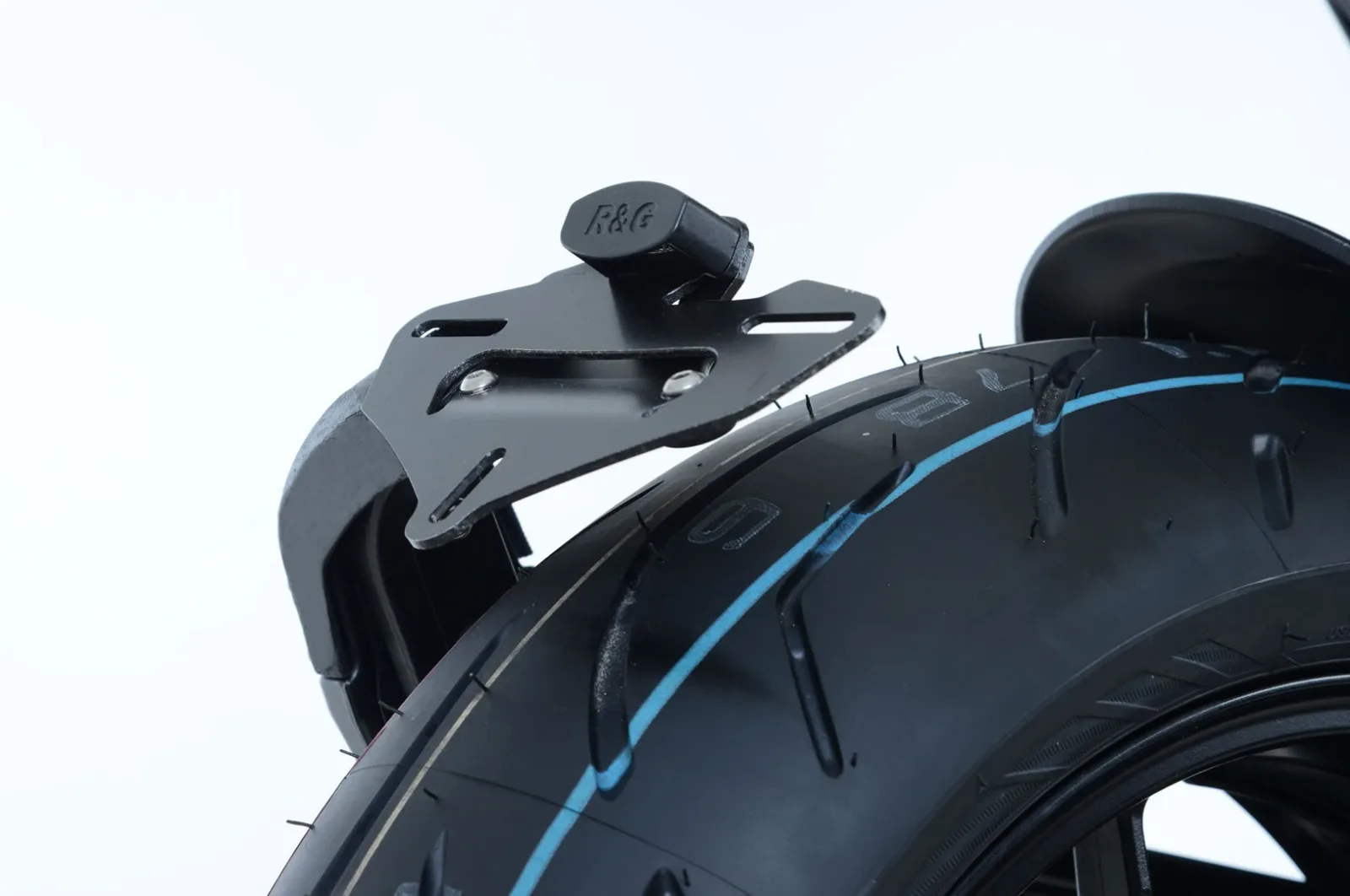 R&G Държач за номер за Yamaha MT-09 (2017–2020), MT-09 SP (2018–2020) (LP0215BK)