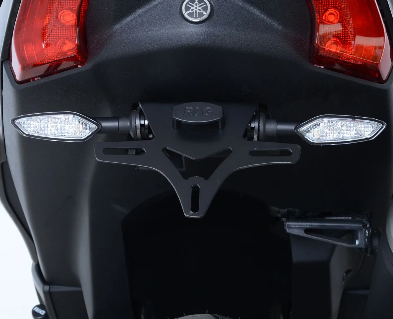 R&G Държач за номер за Yamaha TMAX 530 (2017–2018)