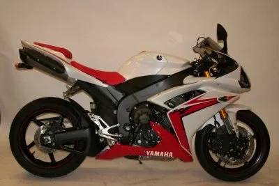 R&G Държач за номер за Yamaha YZF-R1 (2007–2014)