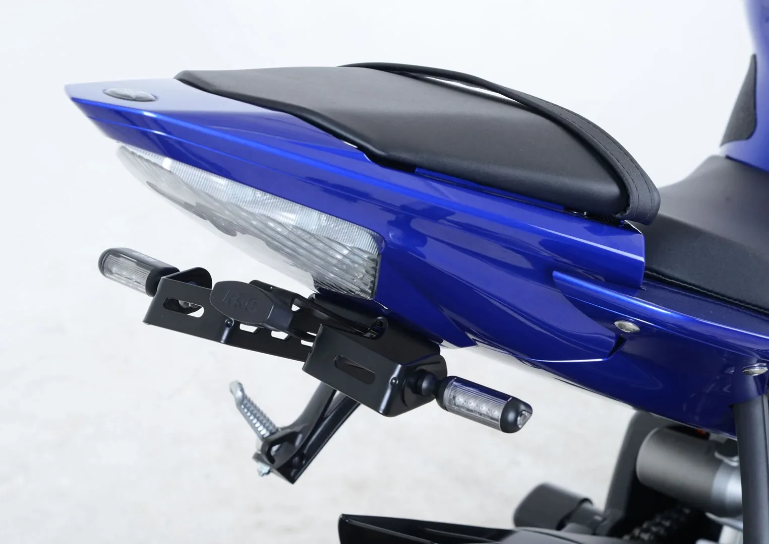 R&G Държач за номер за Yamaha YZF-R6 (2006–2016)