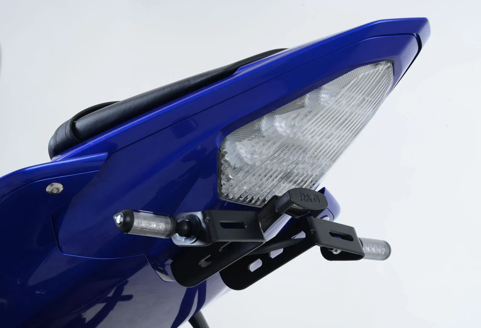 R&G Държач за номер за Yamaha YZF-R6 (2006–2016)