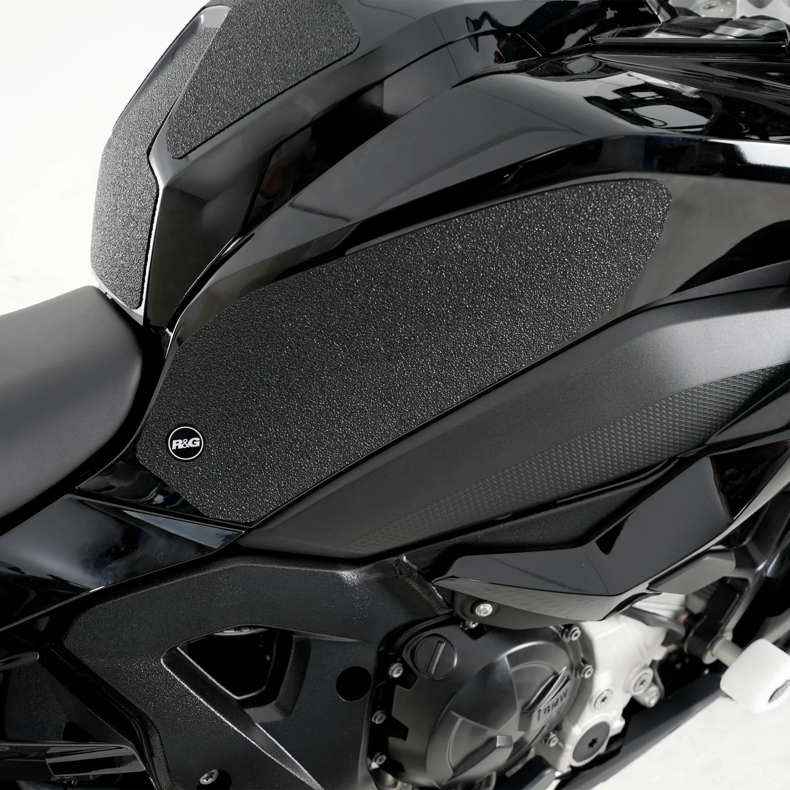 R&G Грипове за резервоар за BMW S 1000 XR (2024+), M 1000 XR (2024+)